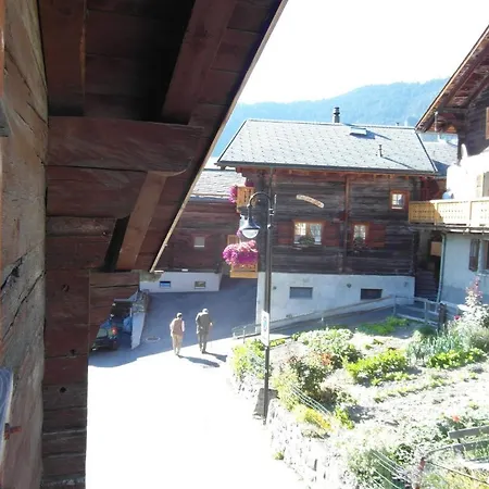 Chez Angele Bed & Breakfast 3*