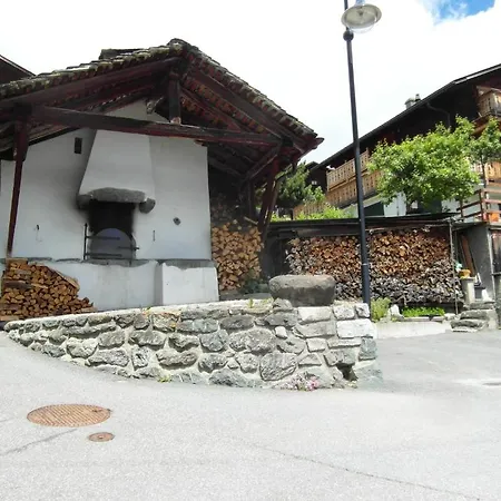 Chez Angele 住宿加早餐酒店 3*